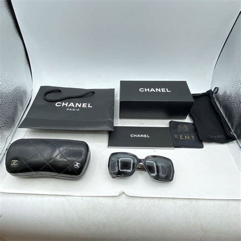 chanel j1